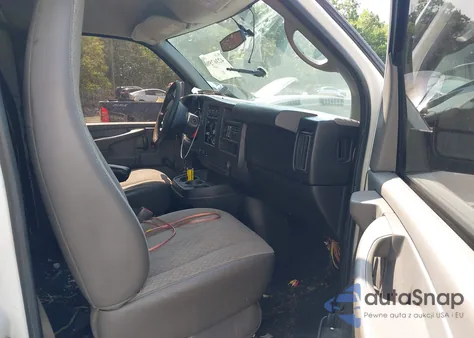 2012 Chevrolet Express 2500 Work Van z USA, uszkodzony, nr VIN 1GCWGFCA4C1201170